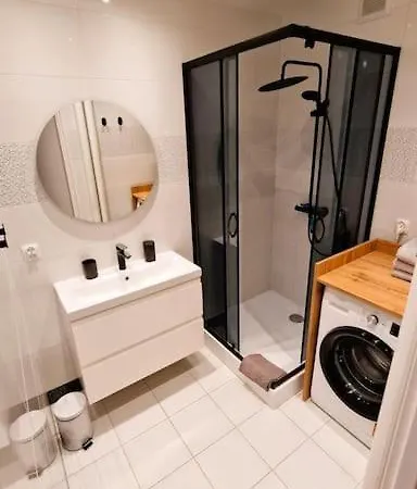 Obok Plazy Apartment *